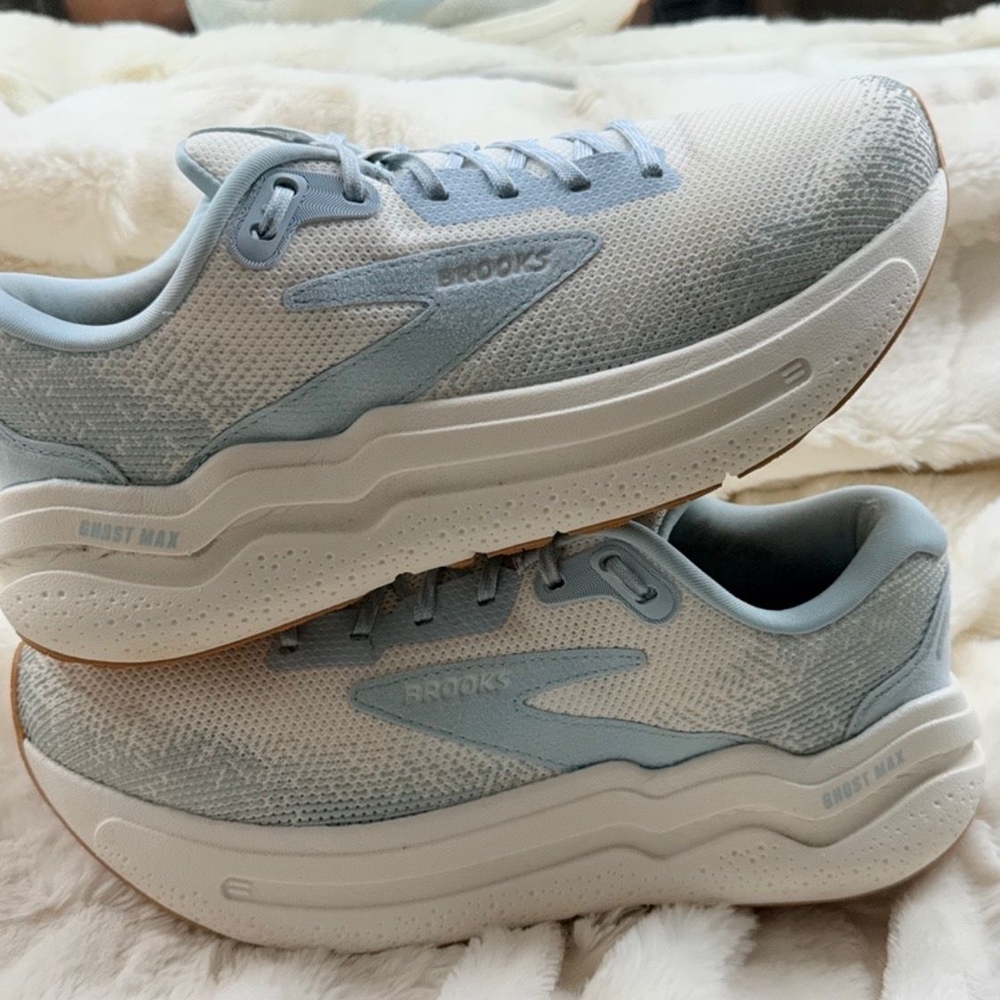 Brooks Women's Light Blue Running Shoes